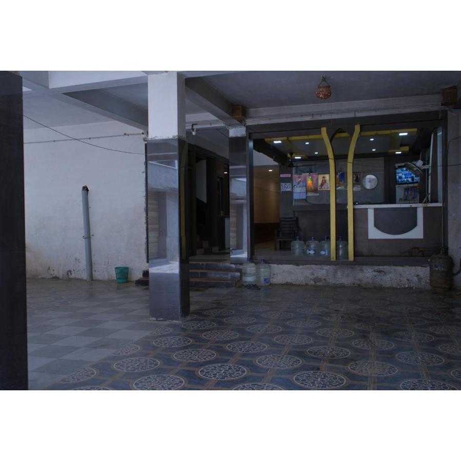 Sri Ram Lodge Vailankanni Eksteriør bilde
